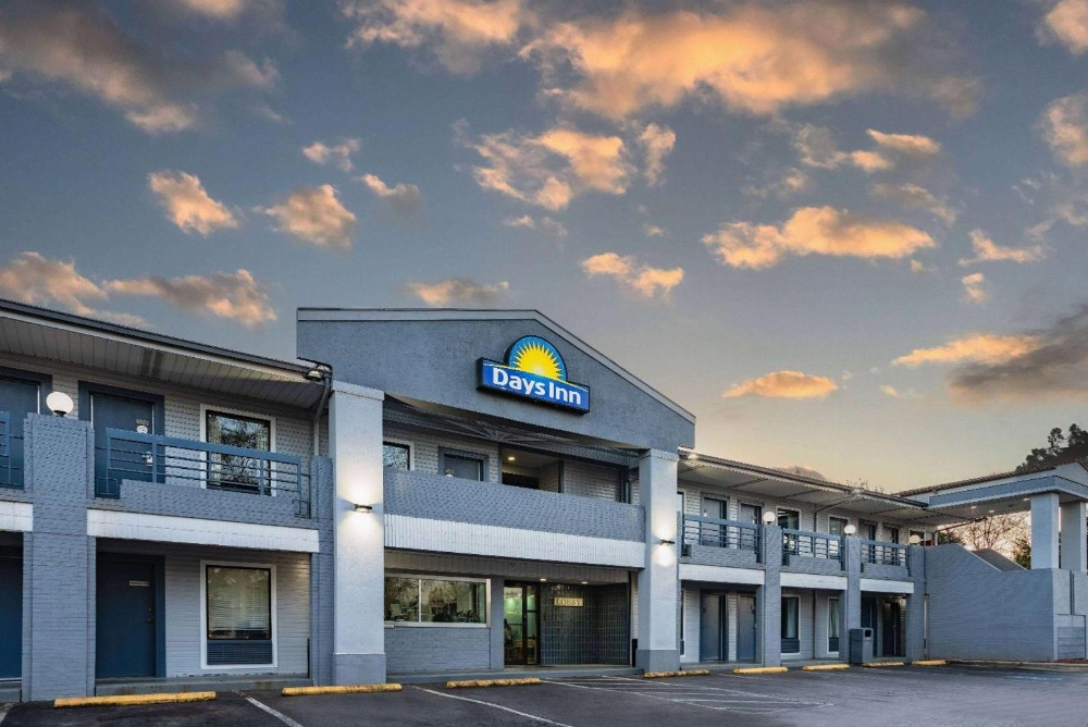 Days Inn by Wyndham Raleigh Glenwood-Crabtree